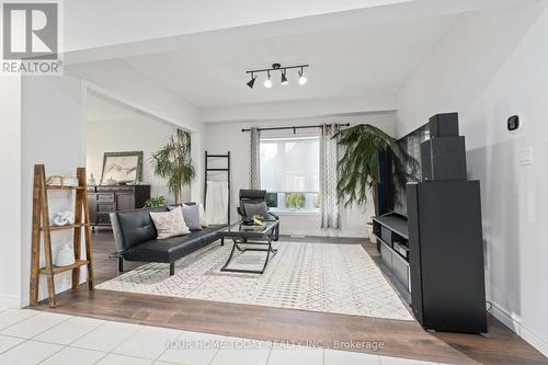 9 Rennie Street, Halton Hills, ON - Indoor Photo Showing Other Room