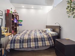 Master bedroom - 