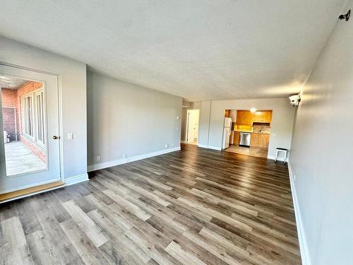 Dining room - 413-18 Ch. Du Bord-Du-Lac-Lakeshore, Pointe-Claire, QC - Indoor