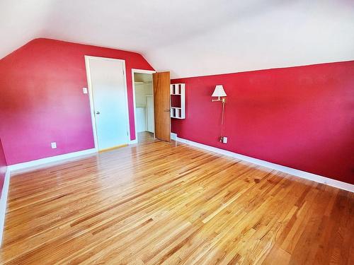 Master bedroom - 199 Av. Norwood, Pointe-Claire, QC - Indoor Photo Showing Other Room