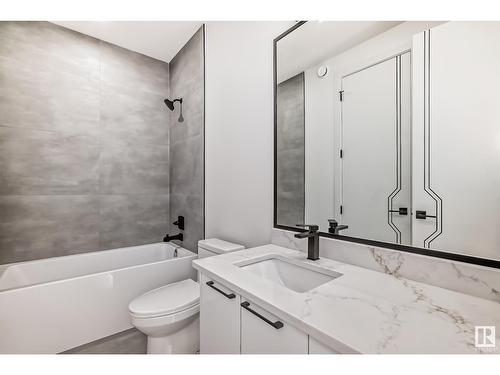 8377 Mayday Link Li Sw, Edmonton, AB - Indoor Photo Showing Bathroom