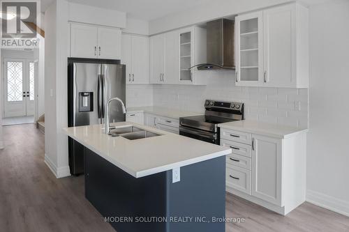 58 Del Ray Crescent, Wasaga Beach, ON - Indoor Photo Showing Kitchen With Double Sink With Upgraded Kitchen