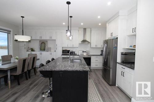 17939 59 St Nw Nw, Edmonton, AB - Indoor Photo Showing Kitchen With Upgraded Kitchen