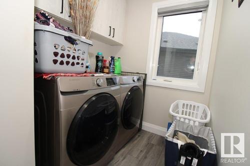 17939 59 St Nw Nw, Edmonton, AB - Indoor Photo Showing Laundry Room