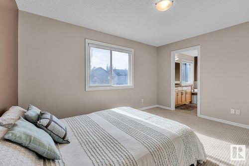 7719 7A Av Sw, Edmonton, AB - Indoor Photo Showing Bedroom