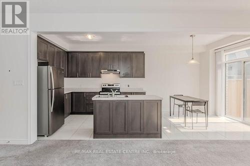 86 - 166 Deerpath Drive, Guelph, ON - Indoor Photo Showing Kitchen