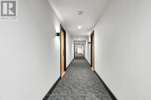 1718 - 2520 Eglinton Avenue W, Mississauga, ON - Indoor Photo Showing Other Room