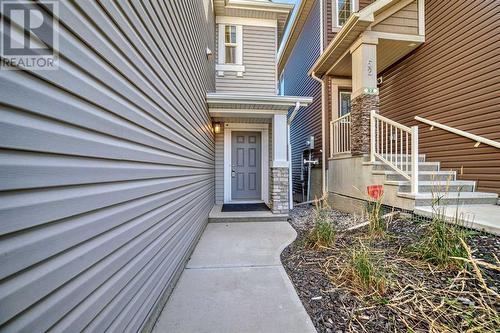 48 Nolanhurst Crescent Nw, Calgary, AB - Outdoor