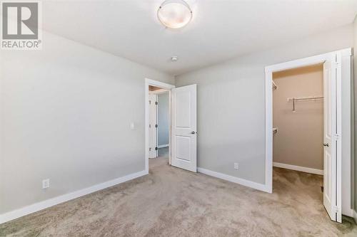 48 Nolanhurst Crescent Nw, Calgary, AB - Indoor Photo Showing Other Room