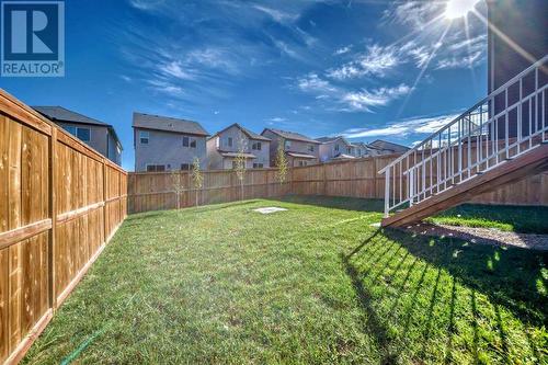 48 Nolanhurst Crescent Nw, Calgary, AB - Outdoor