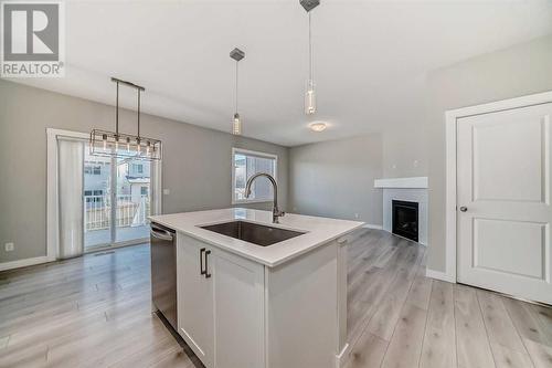 48 Nolanhurst Crescent Nw, Calgary, AB - Indoor Photo Showing Kitchen