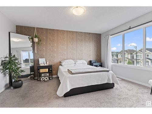 3017 Checknita Wy Sw, Edmonton, AB - Indoor Photo Showing Bedroom