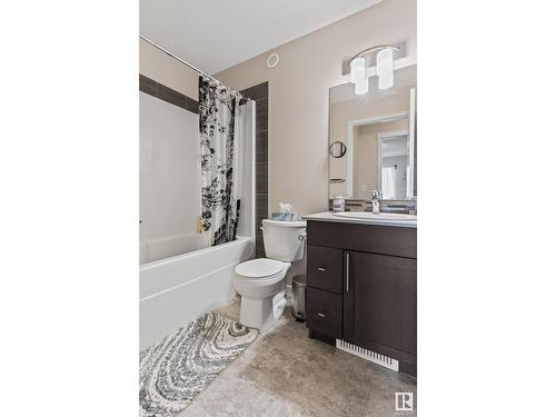 3017 Checknita Wy Sw, Edmonton, AB - Indoor Photo Showing Bathroom