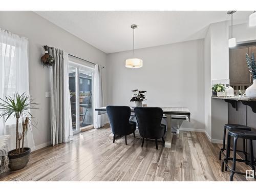 3017 Checknita Wy Sw, Edmonton, AB - Indoor Photo Showing Dining Room