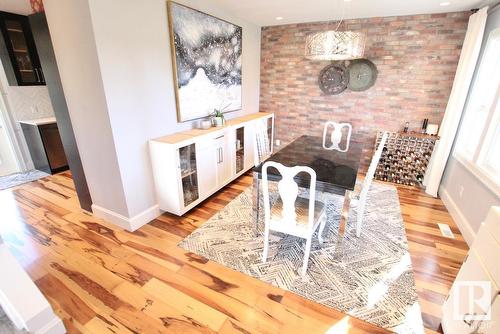 9215 153 St Nw, Edmonton, AB - Indoor Photo Showing Dining Room