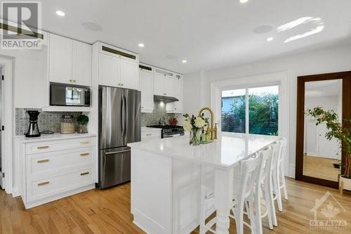 151 Henry Street, Carleton Place, ON - Indoor Photo Showing Kitchen With Upgraded Kitchen