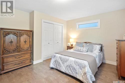 418 Bate Crescent, Saskatoon, SK - Indoor Photo Showing Bedroom