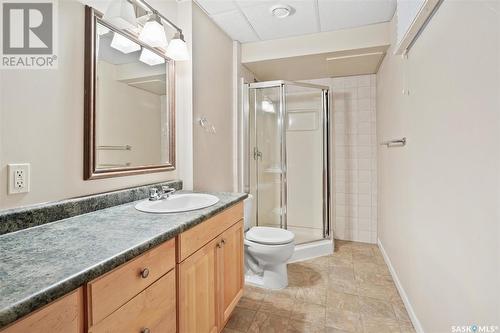 418 Bate Crescent, Saskatoon, SK - Indoor Photo Showing Bathroom