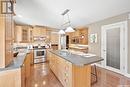 418 Bate Crescent, Saskatoon, SK  - Indoor Photo Showing Kitchen 