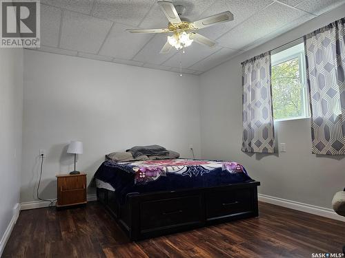 208 2Nd Street E, Frontier, SK - Indoor Photo Showing Bedroom