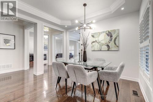 25 Silk Oak Court, Vaughan, ON - Indoor Photo Showing Dining Room