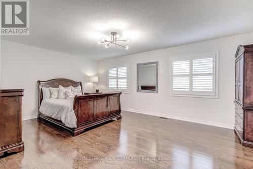 25 Silk Oak Court, Vaughan, ON - Indoor Photo Showing Bedroom