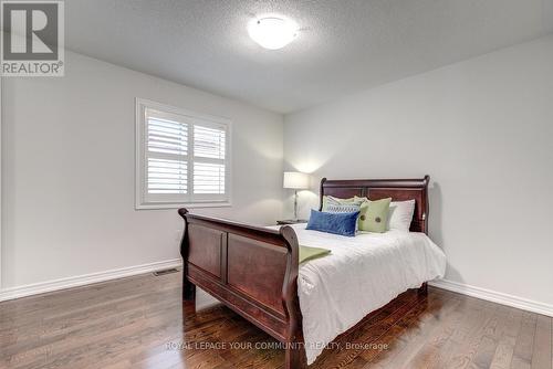 25 Silk Oak Court, Vaughan, ON - Indoor Photo Showing Bedroom