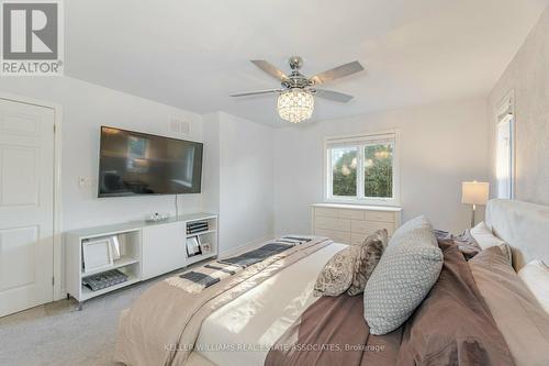 7521 Keenansville Road, New Tecumseth, ON - Indoor Photo Showing Bedroom