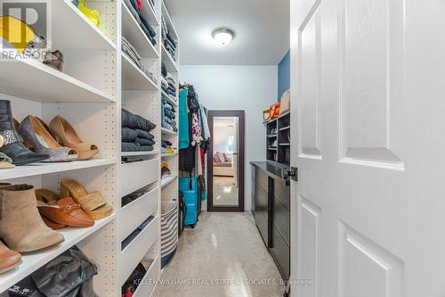 7521 Keenansville Road, New Tecumseth, ON - Indoor With Storage