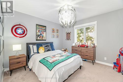 7521 Keenansville Road, New Tecumseth, ON - Indoor Photo Showing Bedroom