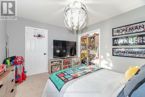 7521 Keenansville Road, New Tecumseth, ON - Indoor Photo Showing Bedroom