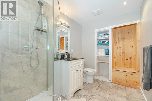 7521 Keenansville Road, New Tecumseth, ON - Indoor Photo Showing Bathroom