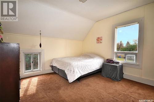 549 19Th Street E, Prince Albert, SK - Indoor Photo Showing Bedroom