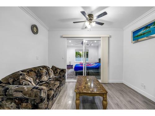 6926 134 Street, Surrey, BC - Indoor Photo Showing Living Room