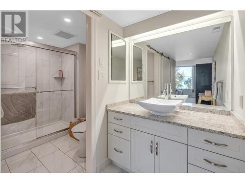 86 Lakeshore Drive Unit# 202, Penticton, BC - Indoor Photo Showing Bathroom