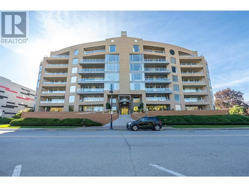 86 Lakeshore Drive Unit# 202, Penticton, BC - Outdoor With Facade