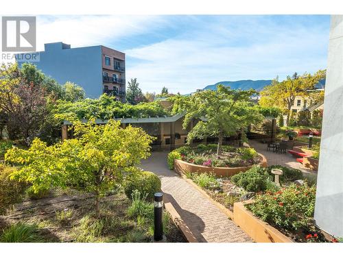 86 Lakeshore Drive Unit# 202, Penticton, BC - Outdoor