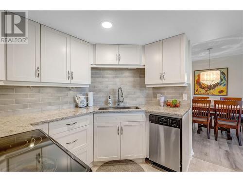 86 Lakeshore Drive Unit# 202, Penticton, BC - Indoor Photo Showing Kitchen