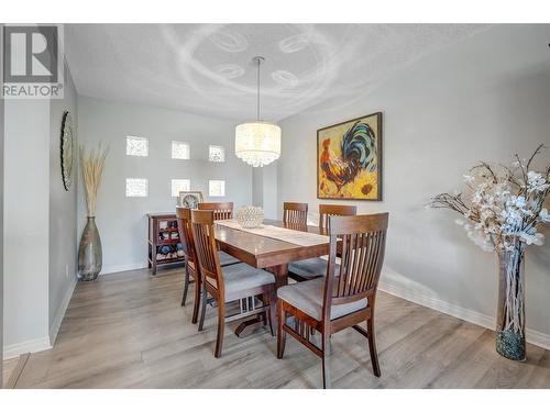 86 Lakeshore Drive Unit# 202, Penticton, BC - Indoor Photo Showing Dining Room