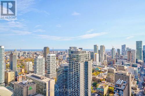 4505 - 7 Grenville Street, Toronto, ON - Outdoor With Facade With View