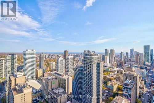 4505 - 7 Grenville Street, Toronto, ON - Outdoor With View