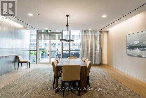 4505 - 7 Grenville Street, Toronto, ON - Indoor Photo Showing Dining Room