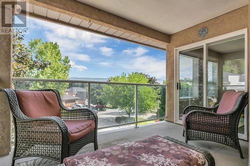 160 Portview Court, Kelowna, BC - Outdoor With Exterior