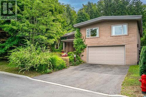 1 Hillcrest Court, Hamilton (Kirkendall), ON - Outdoor