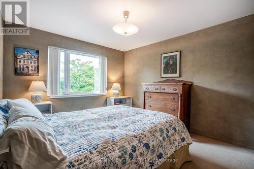 1 Hillcrest Court, Hamilton (Kirkendall), ON - Indoor Photo Showing Bedroom