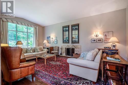 1 Hillcrest Court, Hamilton (Kirkendall), ON - Indoor Photo Showing Living Room With Fireplace