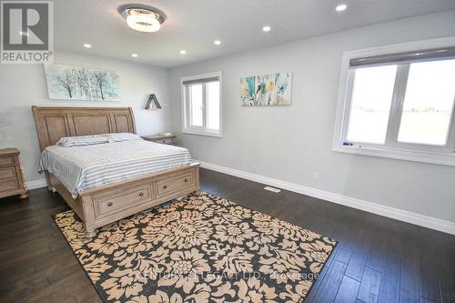 812 Jackpine Way, London, ON - Indoor Photo Showing Bedroom