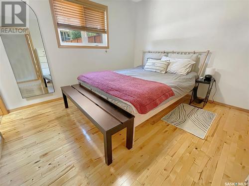 493 4Th Avenue Se, Swift Current, SK - Indoor Photo Showing Bedroom