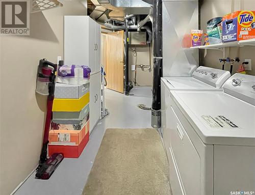 493 4Th Avenue Se, Swift Current, SK - Indoor Photo Showing Laundry Room