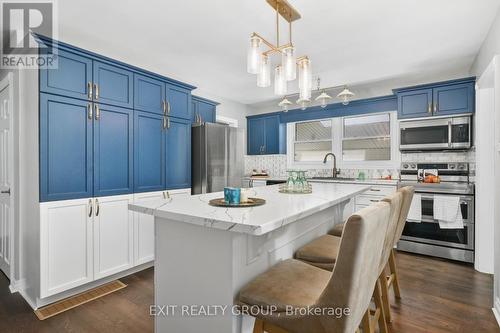 29 First Avenue, Quinte West, ON - Indoor Photo Showing Kitchen With Upgraded Kitchen